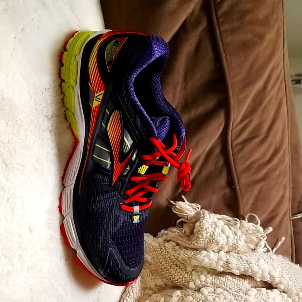 New Brooks Ravenna 6 size 10